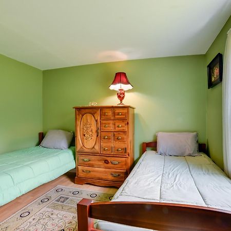 Quiet Catskills Getaway With Deck And Mtn Views New Kingston Luaran gambar