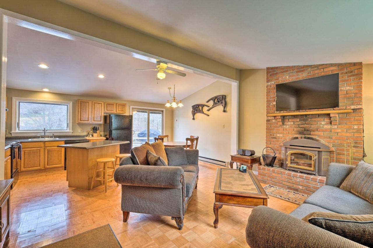 Quiet Catskills Getaway With Deck And Mtn Views New Kingston Luaran gambar