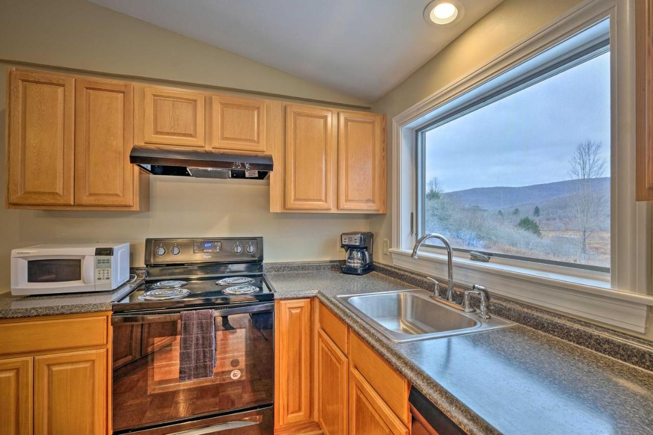 Quiet Catskills Getaway With Deck And Mtn Views New Kingston Luaran gambar