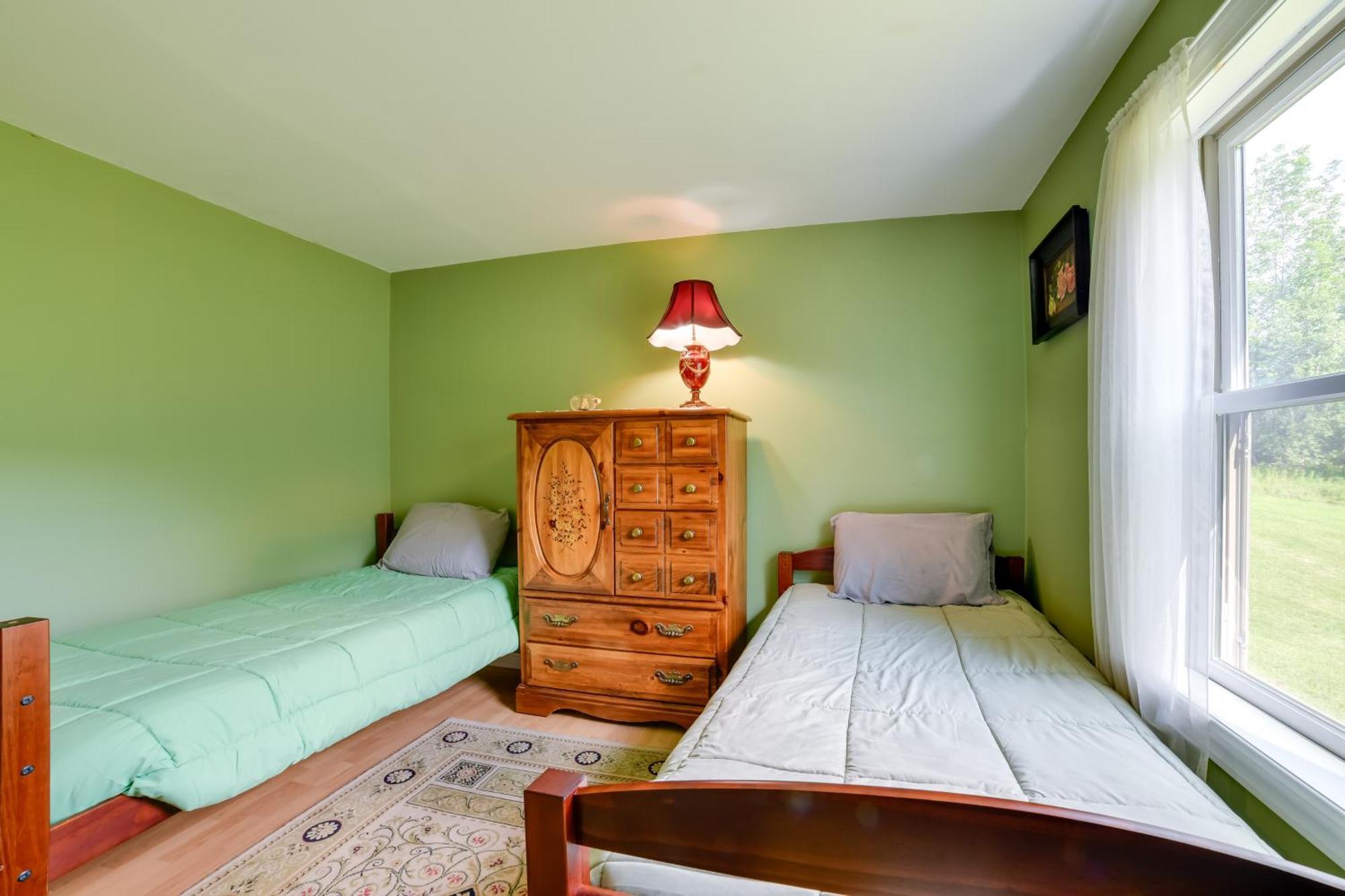 Quiet Catskills Getaway With Deck And Mtn Views New Kingston Luaran gambar